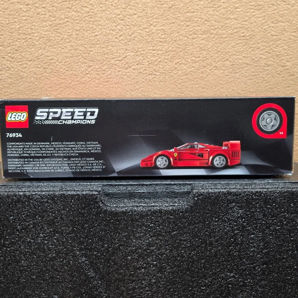 LEGO Speed Champions Ferrari F40 Supercar Building Set 76934 Red 318 Pcs New